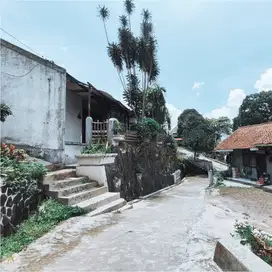 dijual rumah hitung tanah luas mainroad jatinangor