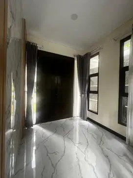 Rumah 2 Lantai. Siap Huni Dalam Cluster Jalan Kaliurang Km. 10