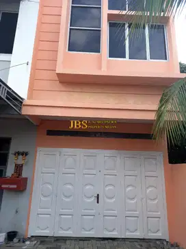 Dijual Townhouse 2,5 Tingkat di Komplek Durung Regency Jalan Durung