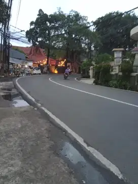 jual rumah pinggir jalan raya Jagakarsa cocok untuk usaha