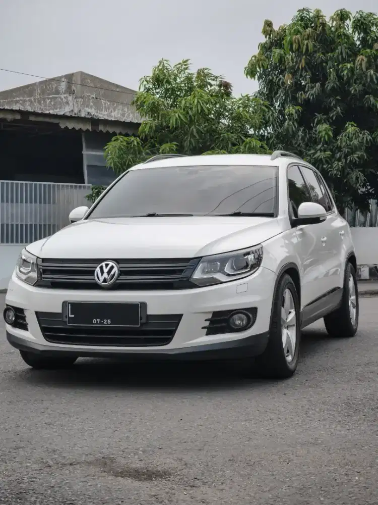 VW Tiguan 1.4 TSI Bluemotion Highline (Tipe Tertinggi) 2015