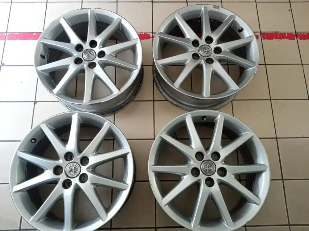 Velg Toyota Estima Hybrid