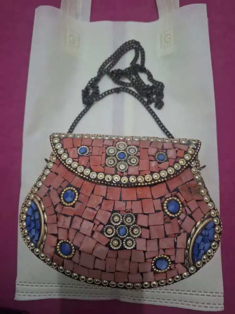 Tas pesta/mini sling bag etnik