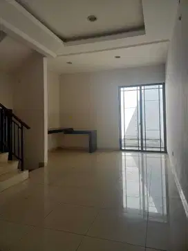 P FL Dijual Cepat Termurah Rumah 6x18 Green Lake City