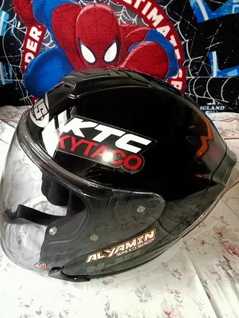 Helm NJS HITAM full face