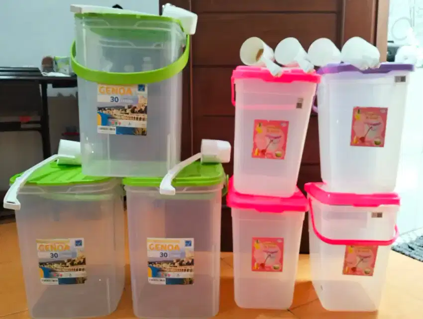 Wadah Es buah Aquarium