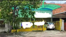 Rumah Kantor Lokasi Strategis Di Jl Seruni - Tengah Kota Surabaya