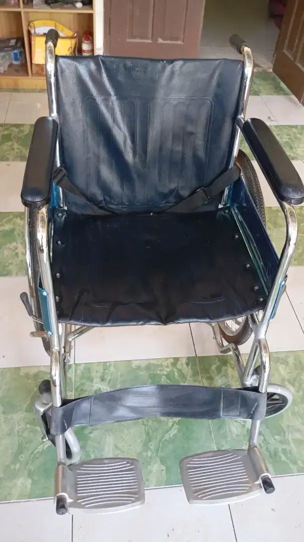 KURSI RODA SEKEN KONDISI NORMAL DAN BAGUS