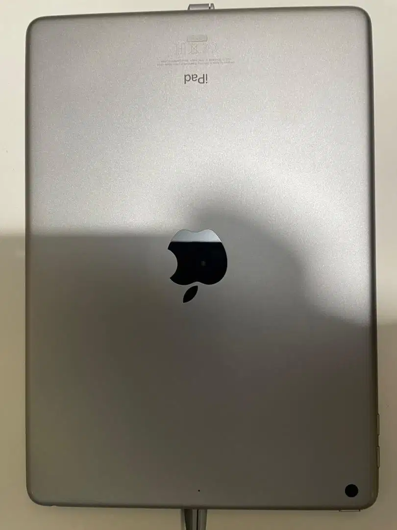 Dijual Ipad 6th generation 128 GB Wifi Only Kondisi Second