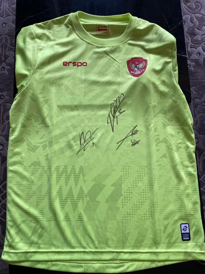 Jersey Timnas Ori (Supporter) with authentic sign