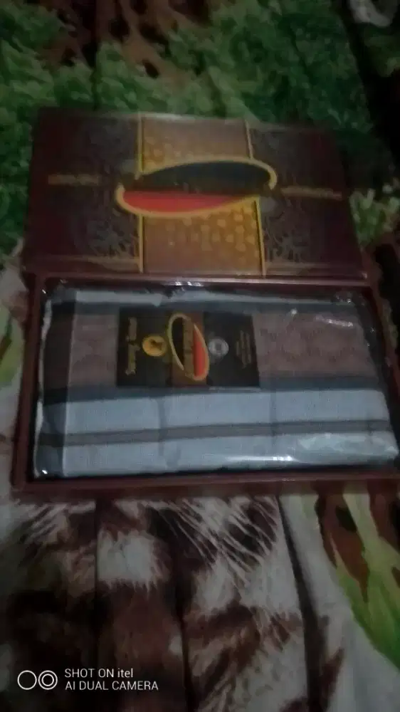 Sarung gajah perkasa