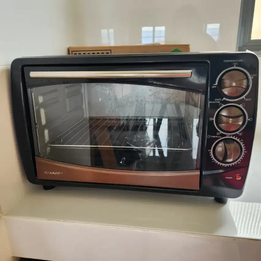 Oven Listrik Sharp 28L Preloved