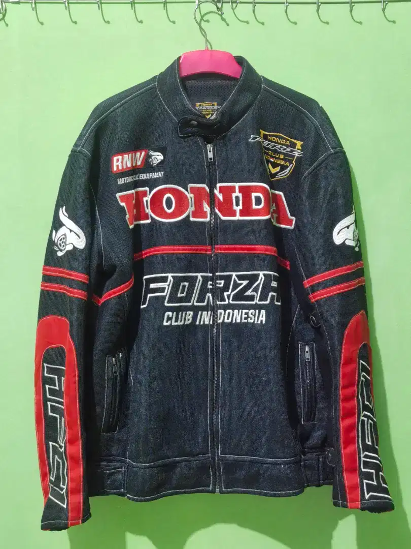 Preloved jaket rabbit and wheel Forza