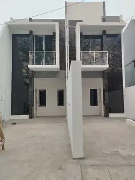 Dijual Rumah Ready 2 lantai 5 menit dr Terminal Bis Rawamangun