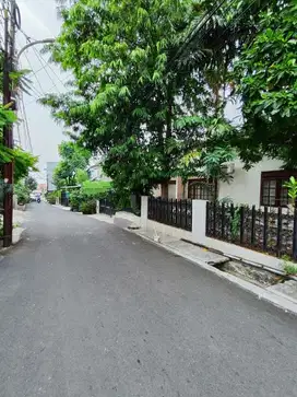 Dijual Rumah Cocok KostSiap Huni di  Saharjo Tebet