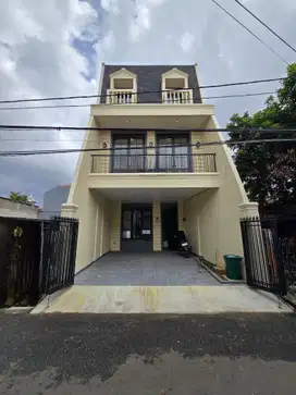 Rumah Baru Non Cluster Dengan Rooftop View Bagus Di Cipinang Jakarta T