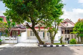Rumah LT 120 Asri 8 Menit ke RSIA Vitalaya Baru Renov Siap KPR J-17012