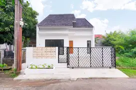 Rumah SHM Ready Furnished 4 Menit ke Pasar Zamrud Siap Huni J-22043