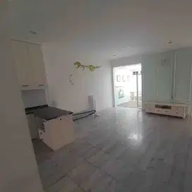 Di Jual Rumah Cilandak, 2 Lantai, 4 Kamar, Jakarta Selatan