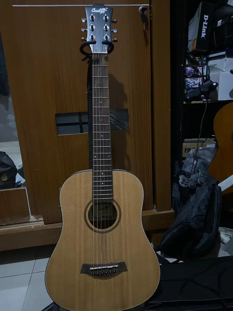Jual gitar 3/4 merk cowboy bisa colok ke sound