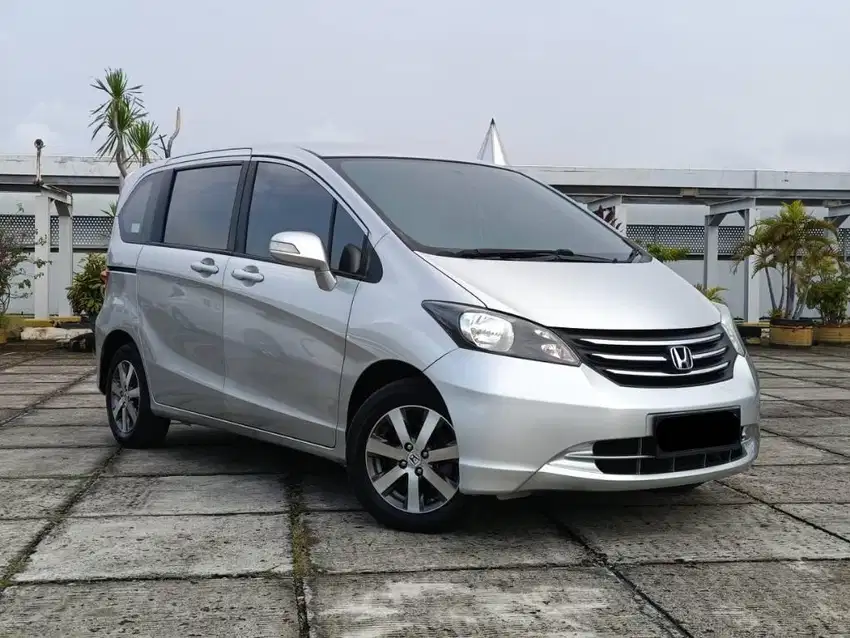 Honda Freed PSD 1.5E AT 2011