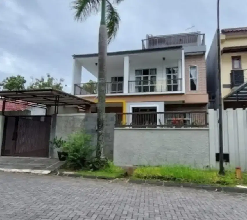 Pakuan Hill Montecarlo jalan utama