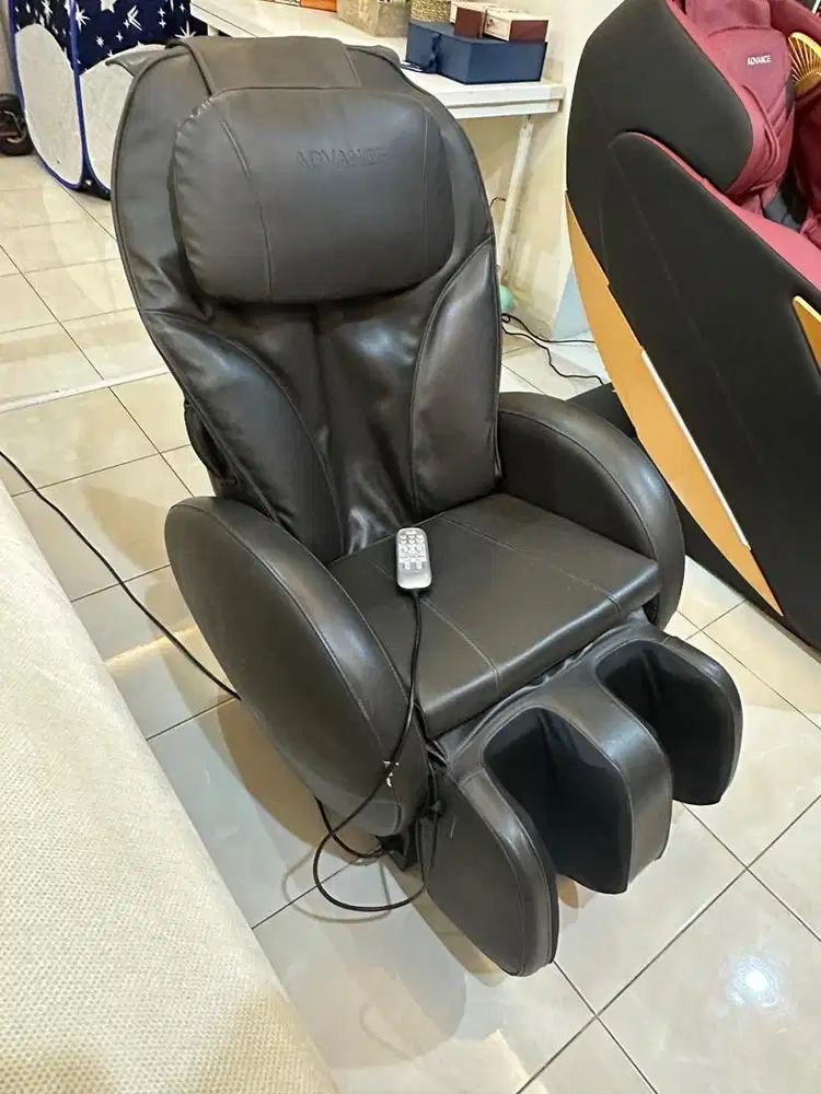 PreLoved Kursi Pijat Advance Ichiro (Nego)