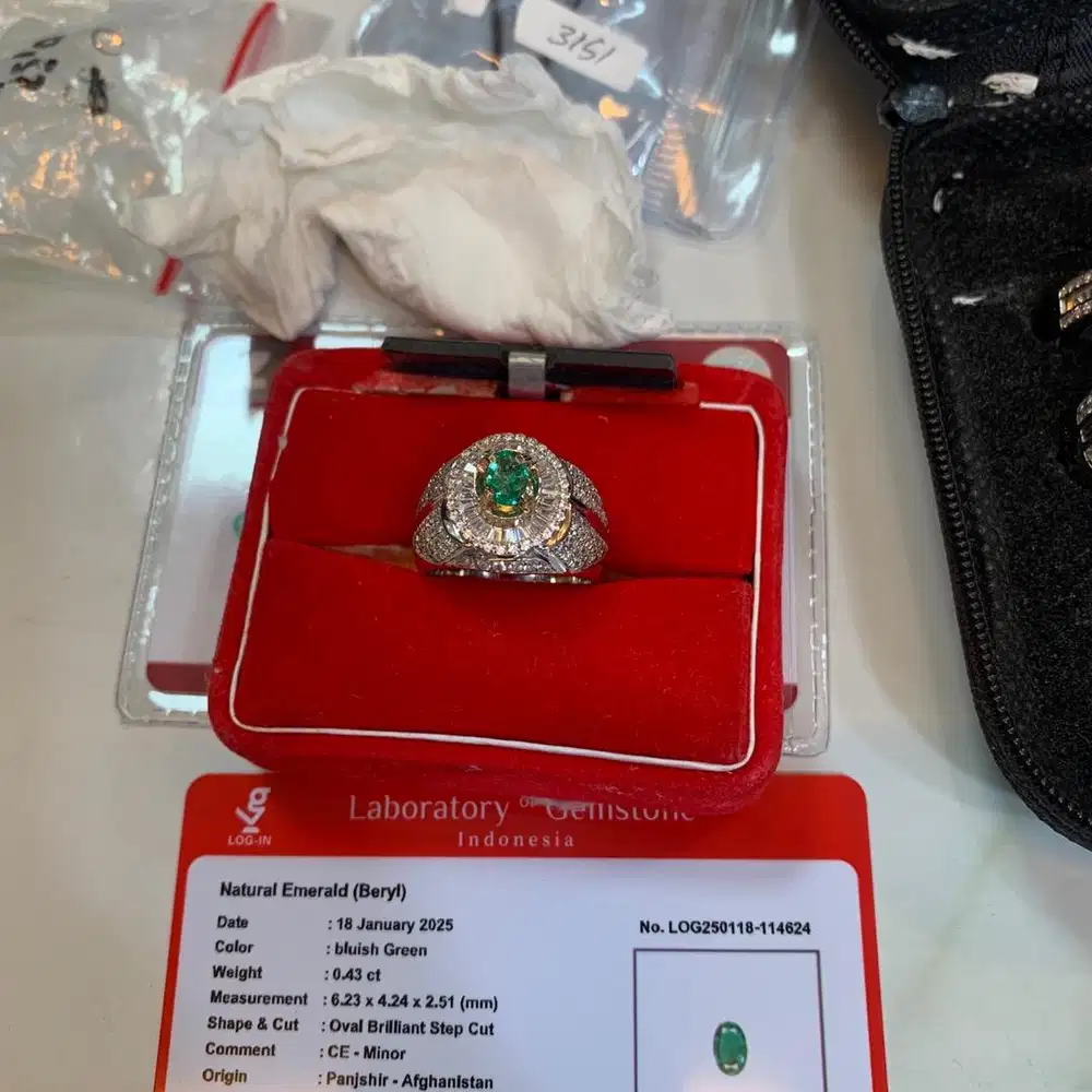 natural emerald zamrud afghanistan