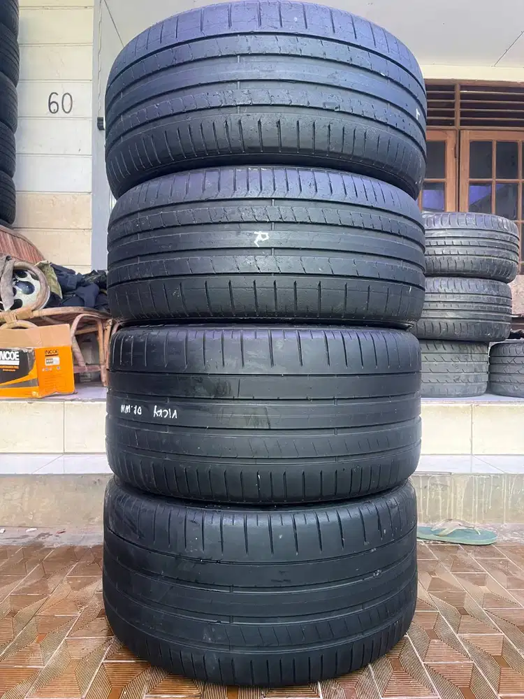 Ban Pirelli P Zero 315 30 r21 & 275 35 r21 4pcs