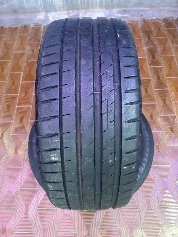 Ban Michelin Pilot Sport 4 225 45 r17 1pcs