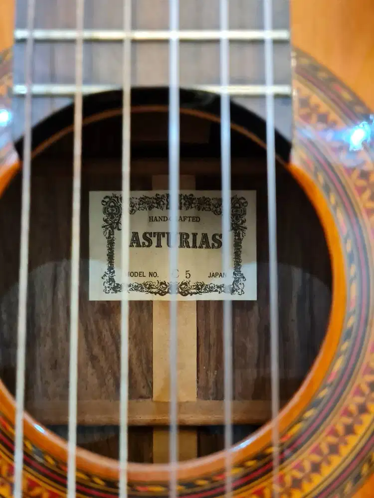 Gitar Klasik Asturias C5