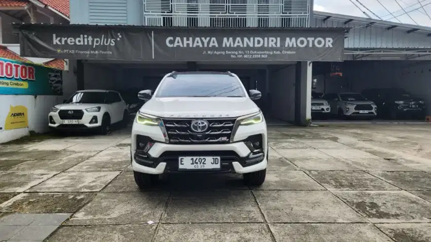 FORTUNER GR AT 2023