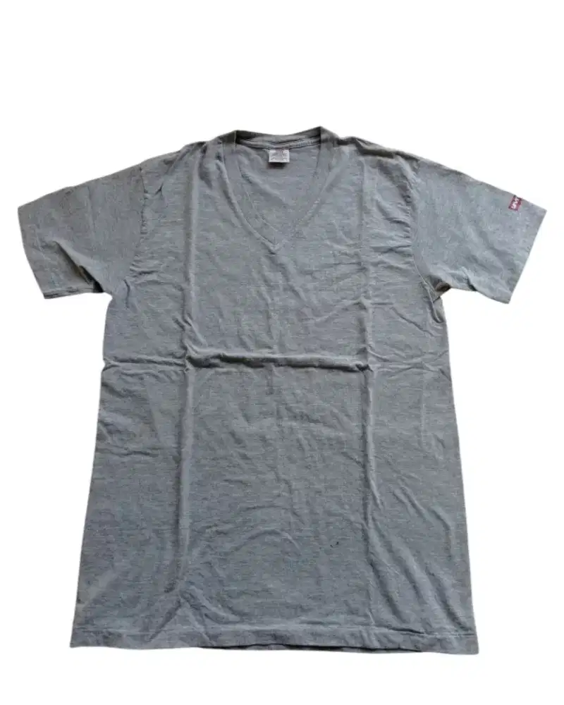 Vtg Levis Vneck Shirt