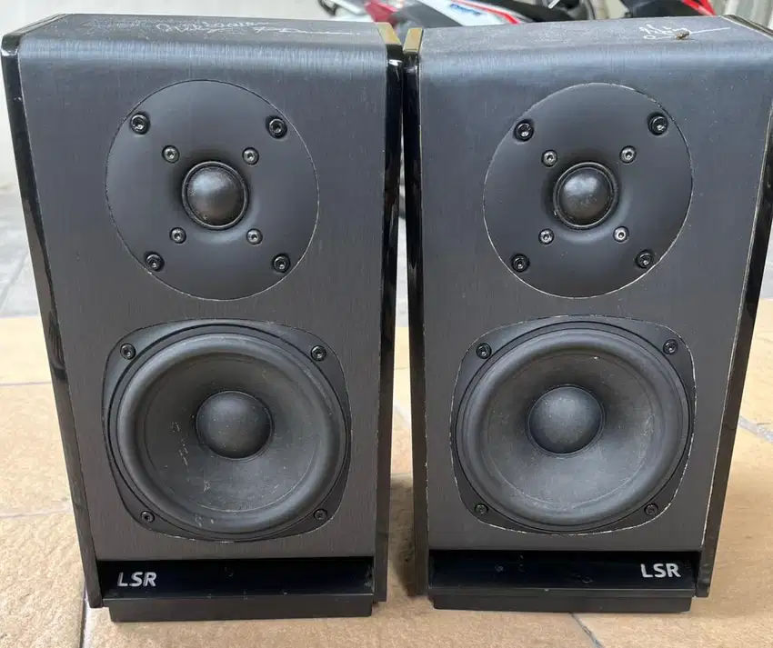 Speaker Flat Recording Merk LSR Java Five