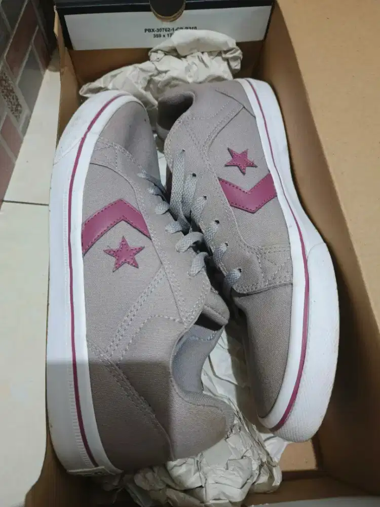 sepatu Converse second like new