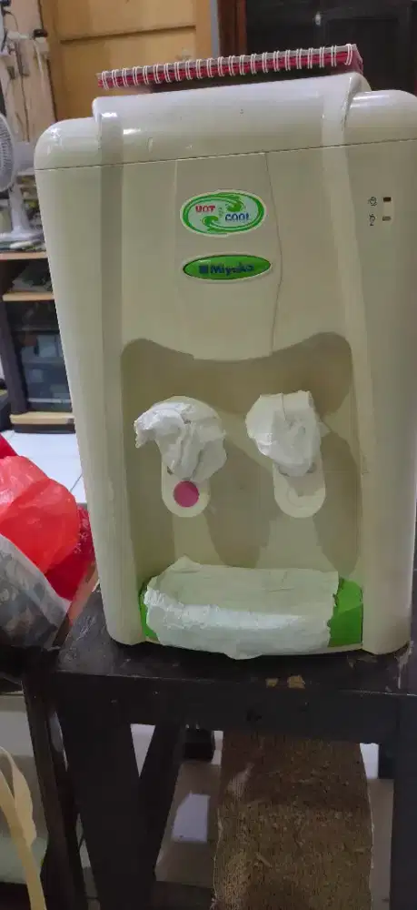 Dispenser Miyako WD 290 HC Bekas