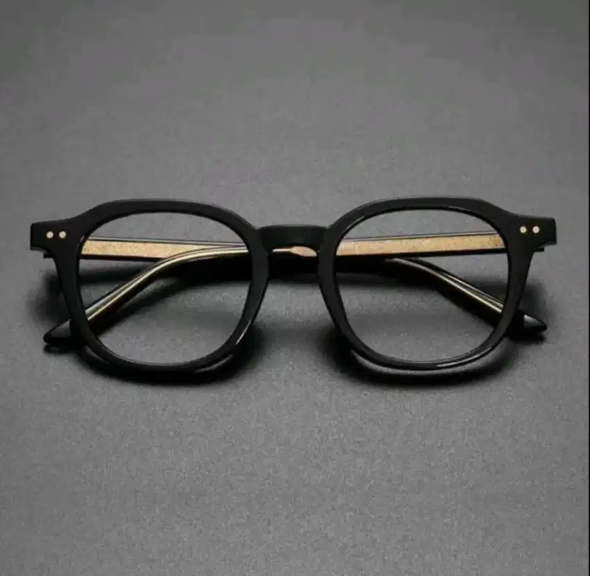 Frame Kacamata GM Black Gloss