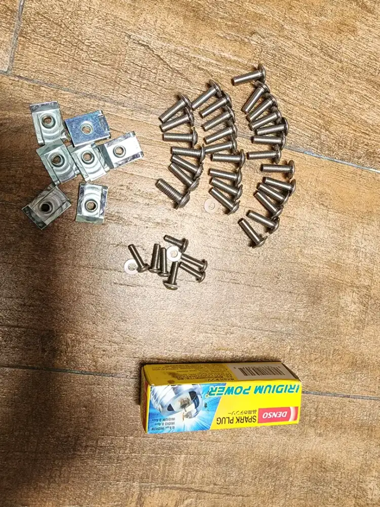 Aprilia RS 125 baut body bolt kits nero diablo 2001