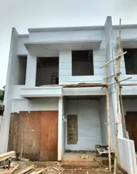 RUMAH BARU BAGUS MODERN 2LT AKSES PINGGIR JLN MBL DKT RS HAJI PD GEDE