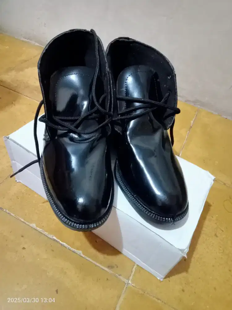 Jual sepatu kerja kondisi bagus