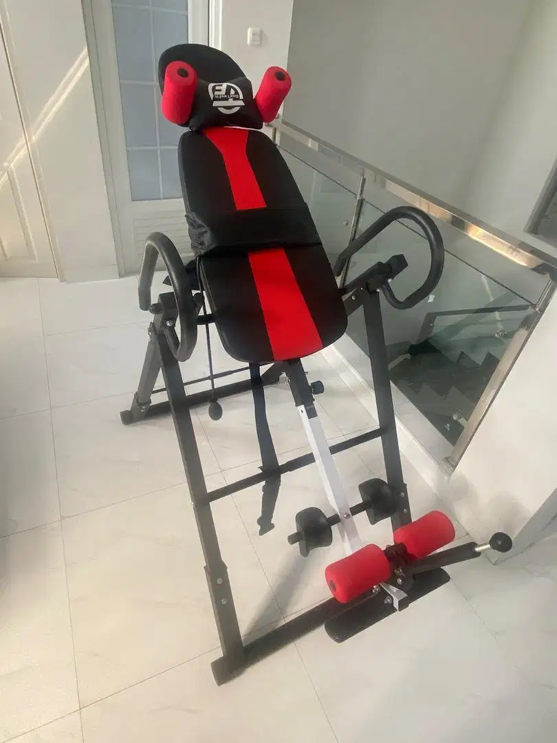 Inversion table , onetwofit. Alat kesehatan
