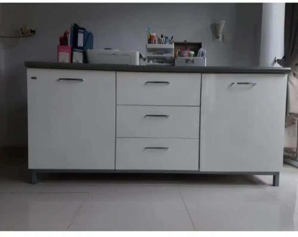 Meja /Cabinet Seba guna
