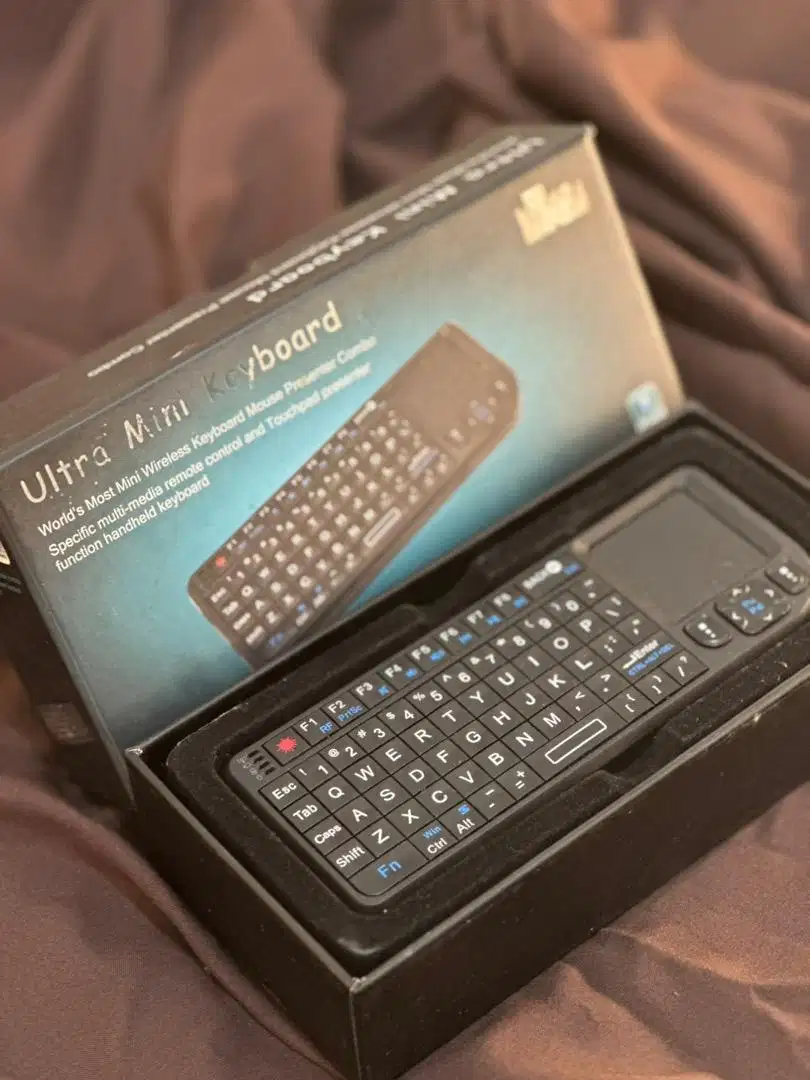Ultra Mini Keyboard Bluetooth