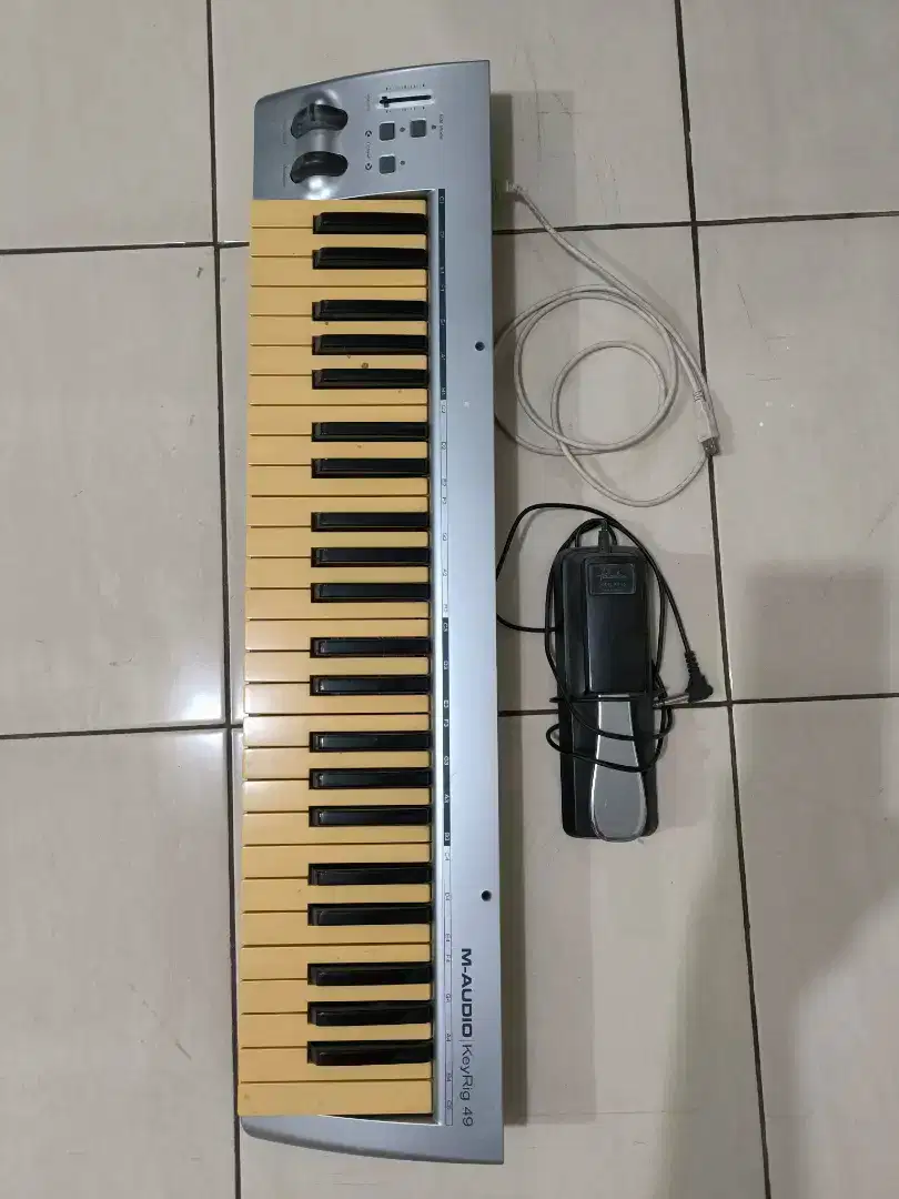 M-Audio KeyRig 49 USB Keyboard Controller