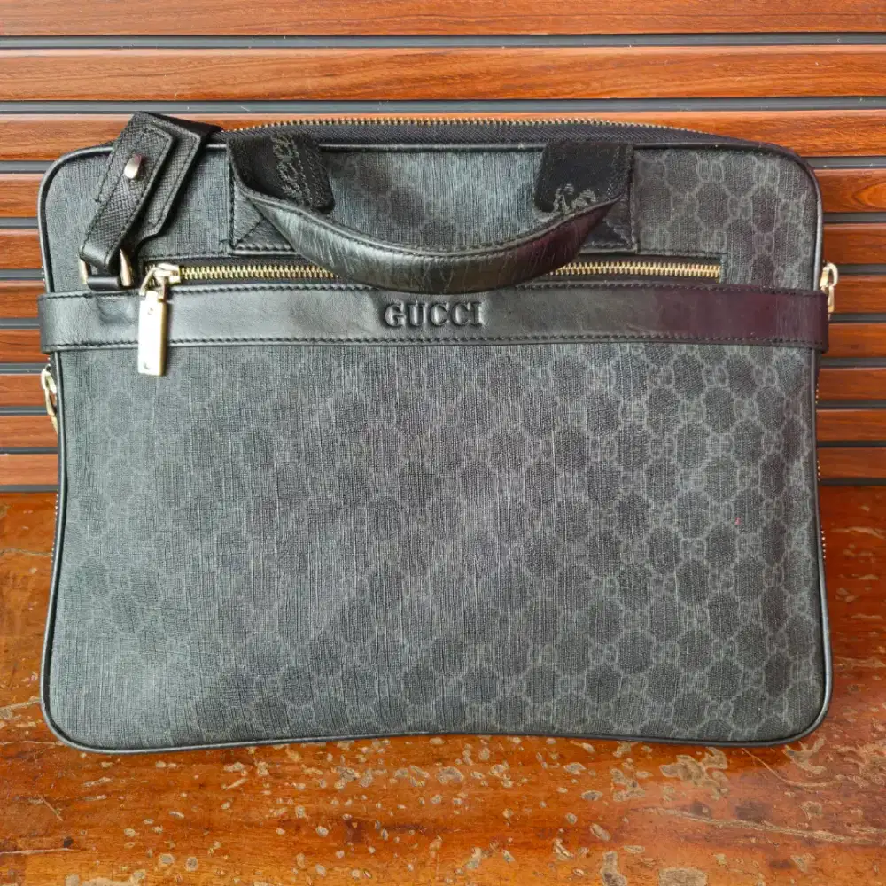 GUCCI - TAS LAPTOP BAHAN KULIT ASLI
