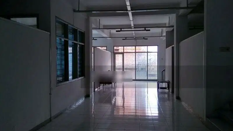 Dijual Kantor di Jalan Kramat Kwitang, Senen Jakarta Pusat
