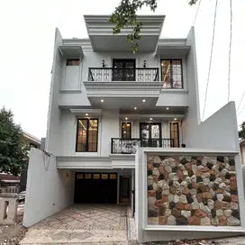 Rumah Mewah Di Jagakarsa Dekat Cilandak Dan Ragunan Strategis