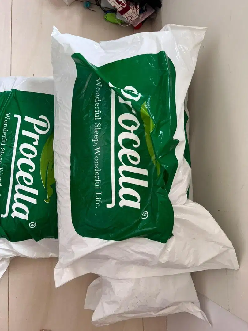 Bantal dan guling Procella