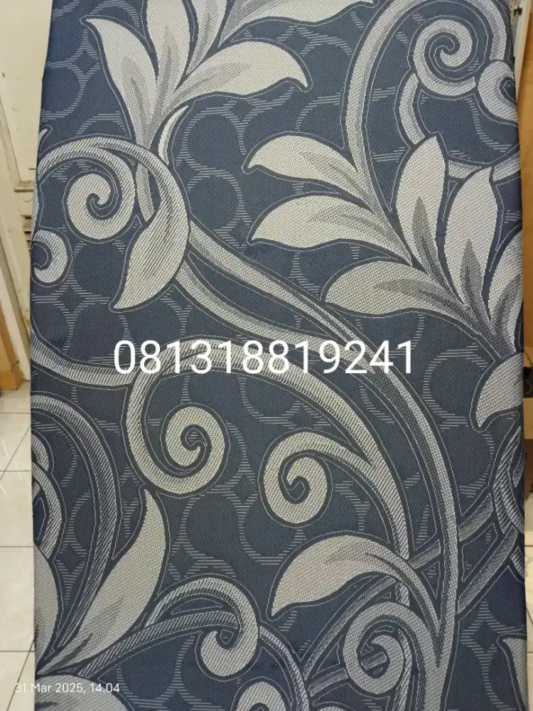 Ranjang besi dan kasur