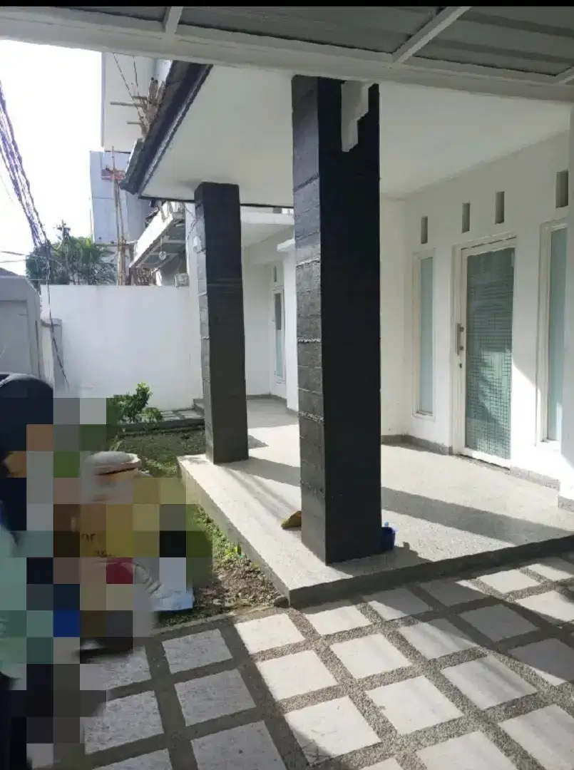 Di Jual/Sewa Rumah Siap Huni Di Tengah Kota